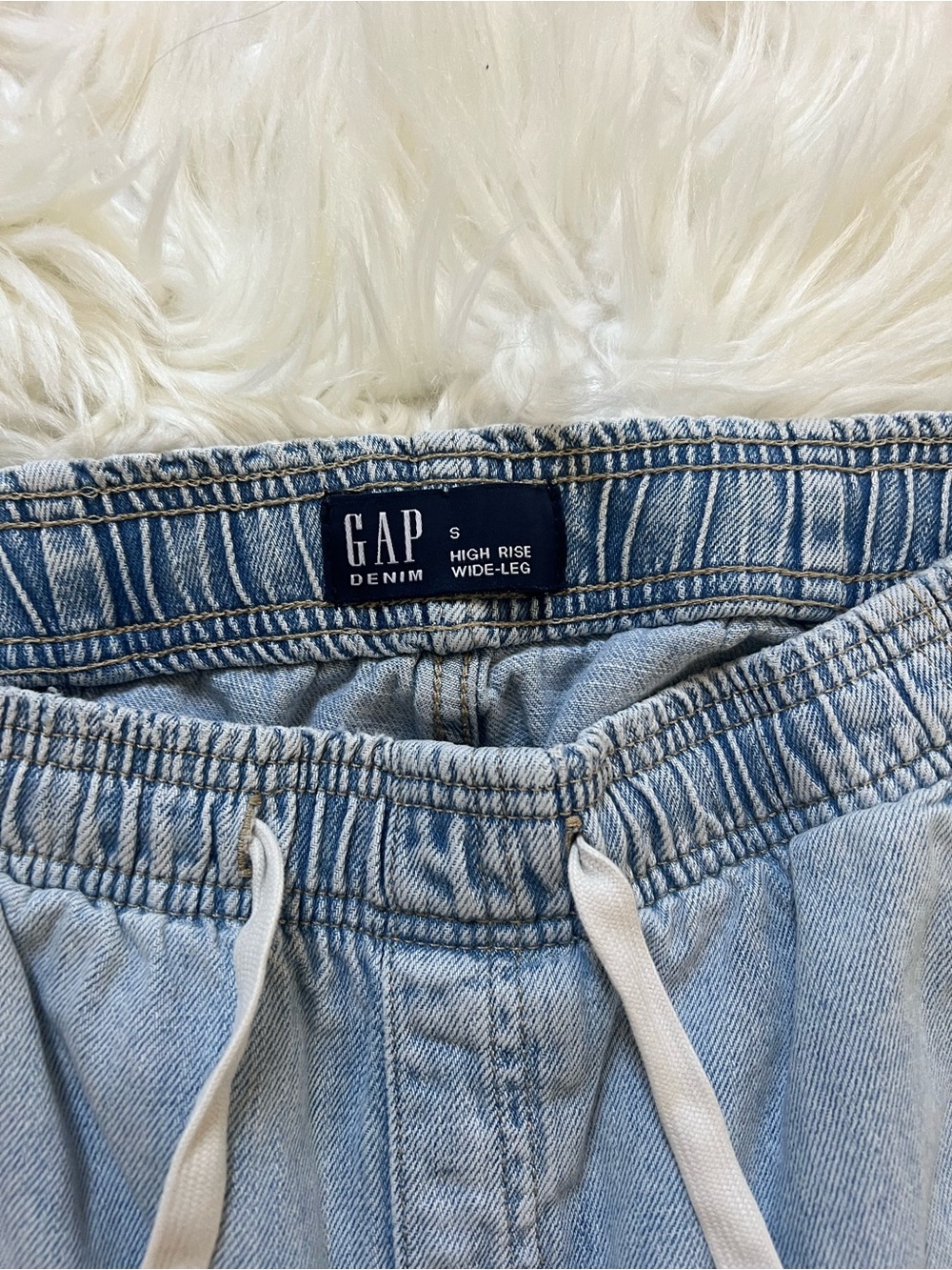 GAP High Rise Wide Leg Light Blue Denim Pants - Picture 4 of 8
